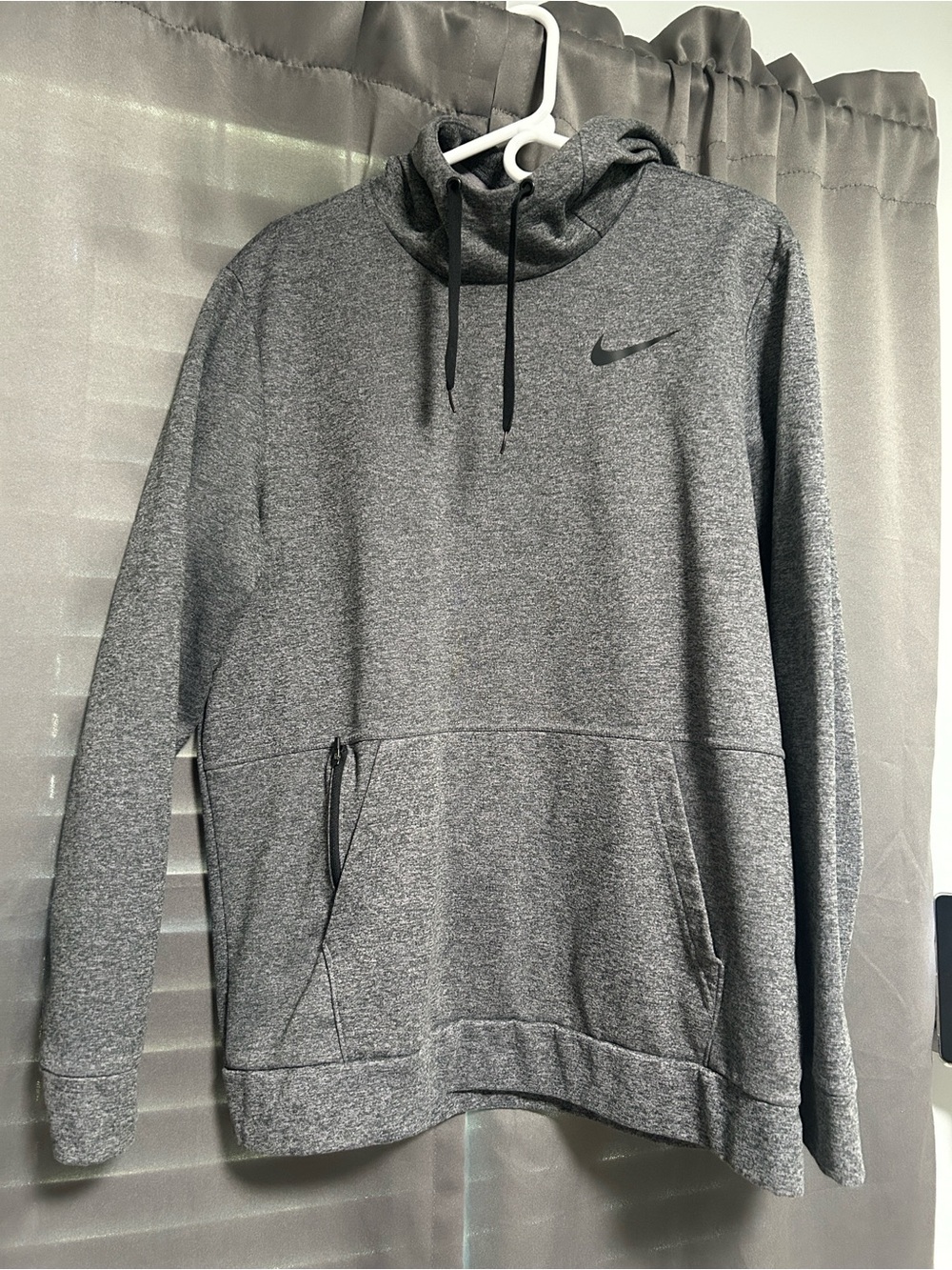 Nike Men's Heather Gray Pullover Hoodie with Zip Pocket